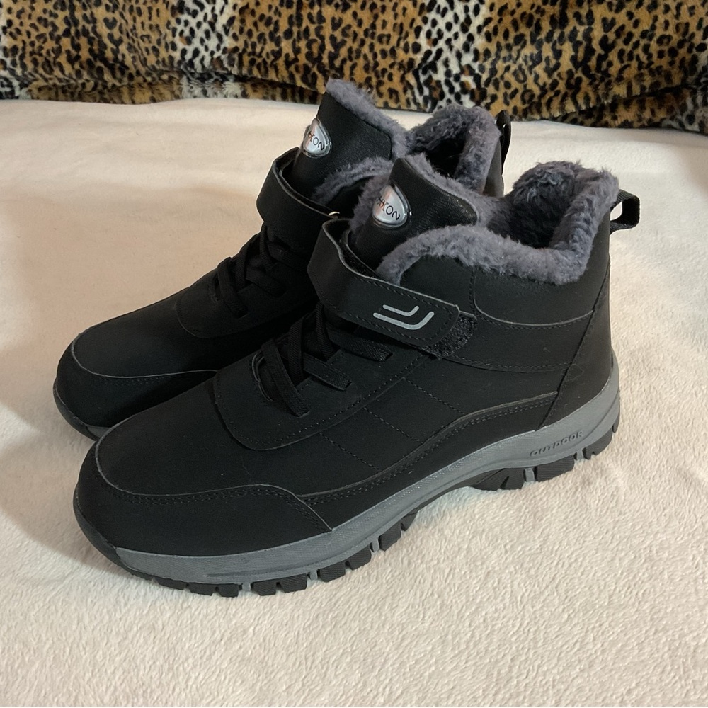 Black and Gray Winter Boots